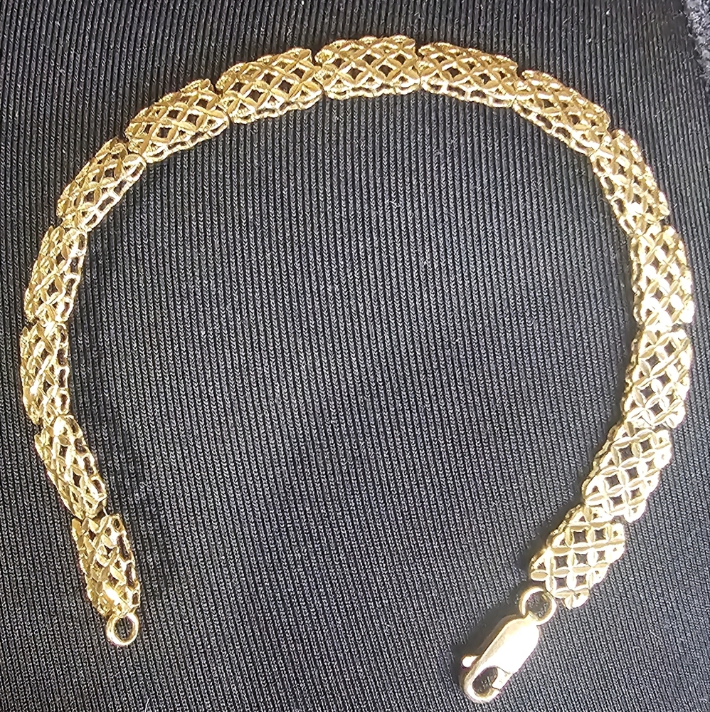 10k gold bracelet